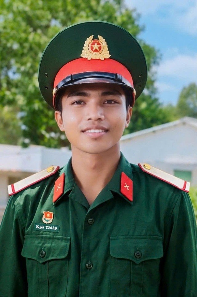 22-1784712516-chien-si-hy-sinh-khi-cuu-2-nguoi-bi-dien-giat-duoc-truy-thang-quan-ham-vuot-bac