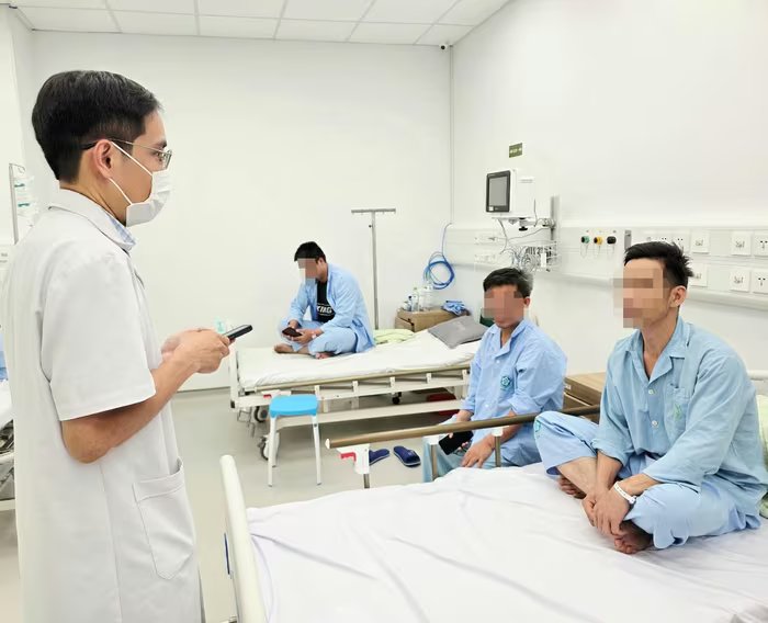 23-1784796891-vu-ngo-doc-khi-tai-trang-trai-lon-o-thanh-hoa-5-nan-nhan-da-hoi-phuc-va-duoc-xuat-vien