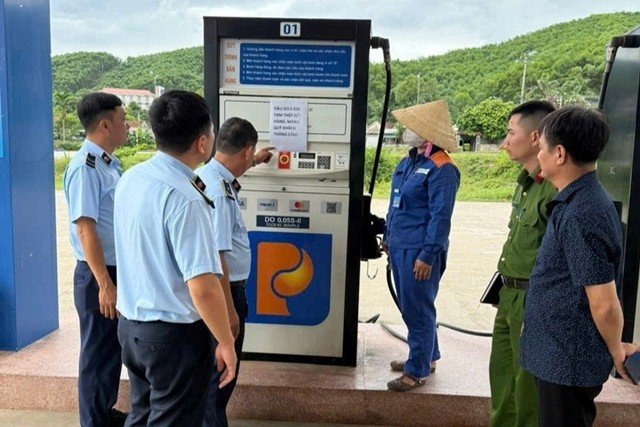 24-1784885637-xuat-hien-tinh-trang-kho-mua-dau-diesel-truoc-khi-dieu-chinh-gia-cuc-quan-ly-thi-truong-chi-dao-nong