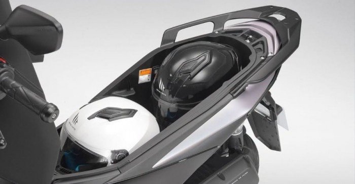 27-1785154610-vua-xe-ga-125cc-moi-chinh-thuc-ra-mat-gia-75-trieu-dong-thiet-ke-dep-hon-honda-air-blade-va-vario