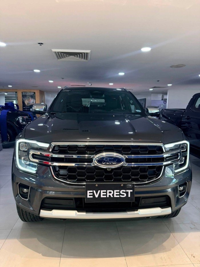 28-1785206810-ford-ra-mat-mau-suv-7-cho-dep-long-lanh-gia-918-trieu-dong-xe-ve-toyota-fortuner-va-hyundai-santafe