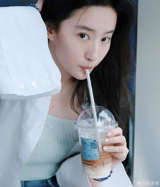 Lưu Diệc Phi ảnh 2