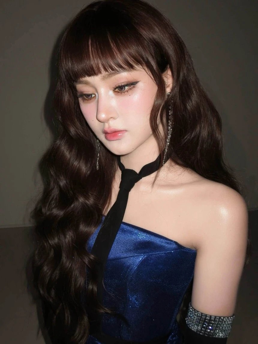 29-1785307499-hien-ho-gay-ngo-ngang-voi-ngoai-hinh-khac-la-trong-hinh-anh-moi
