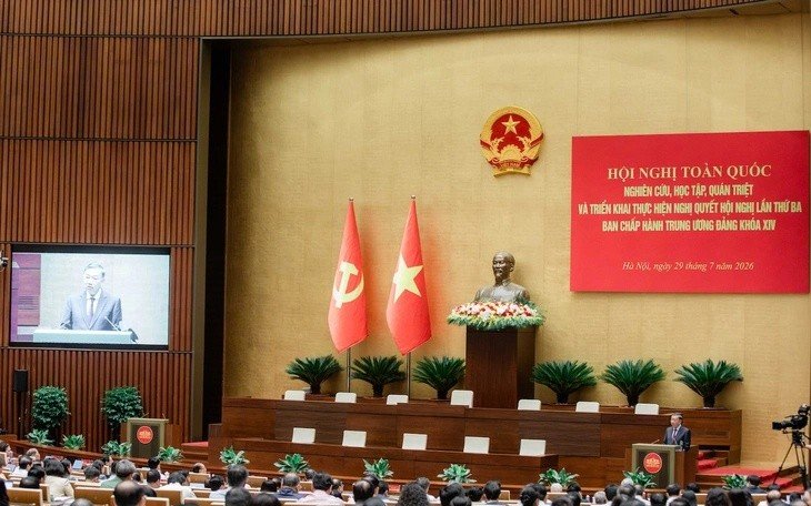 29-1785311741-tong-bi-thu-chu-tich-nuoc-kien-quyet-loai-bo-tu-tuong-thuan-can-bo-kho-nhan-dan