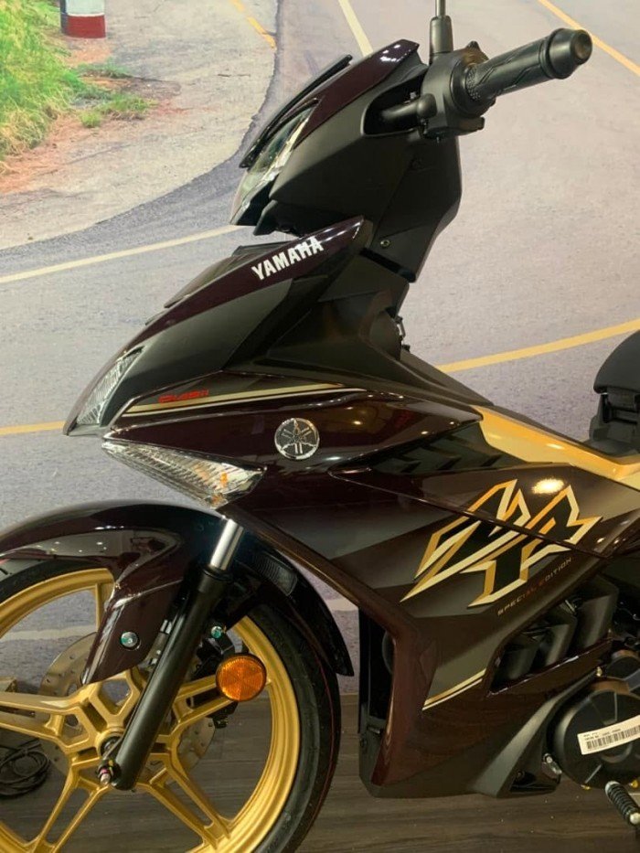 29-1785315706-yamaha-chinh-thuc-mo-ban-vua-con-tay-150cc-moi-gia-53-trieu-dong-thiet-ke-cuc-chat-pha-gia-honda-winner-r