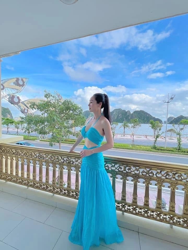 31-1785502906-nu-nghe-si-la-me-don-than-tuoi-u50-giu-voc-dang-tre-trung-song-binh-yen-trong-can-ho-131m2-sau-nhieu-bien-co