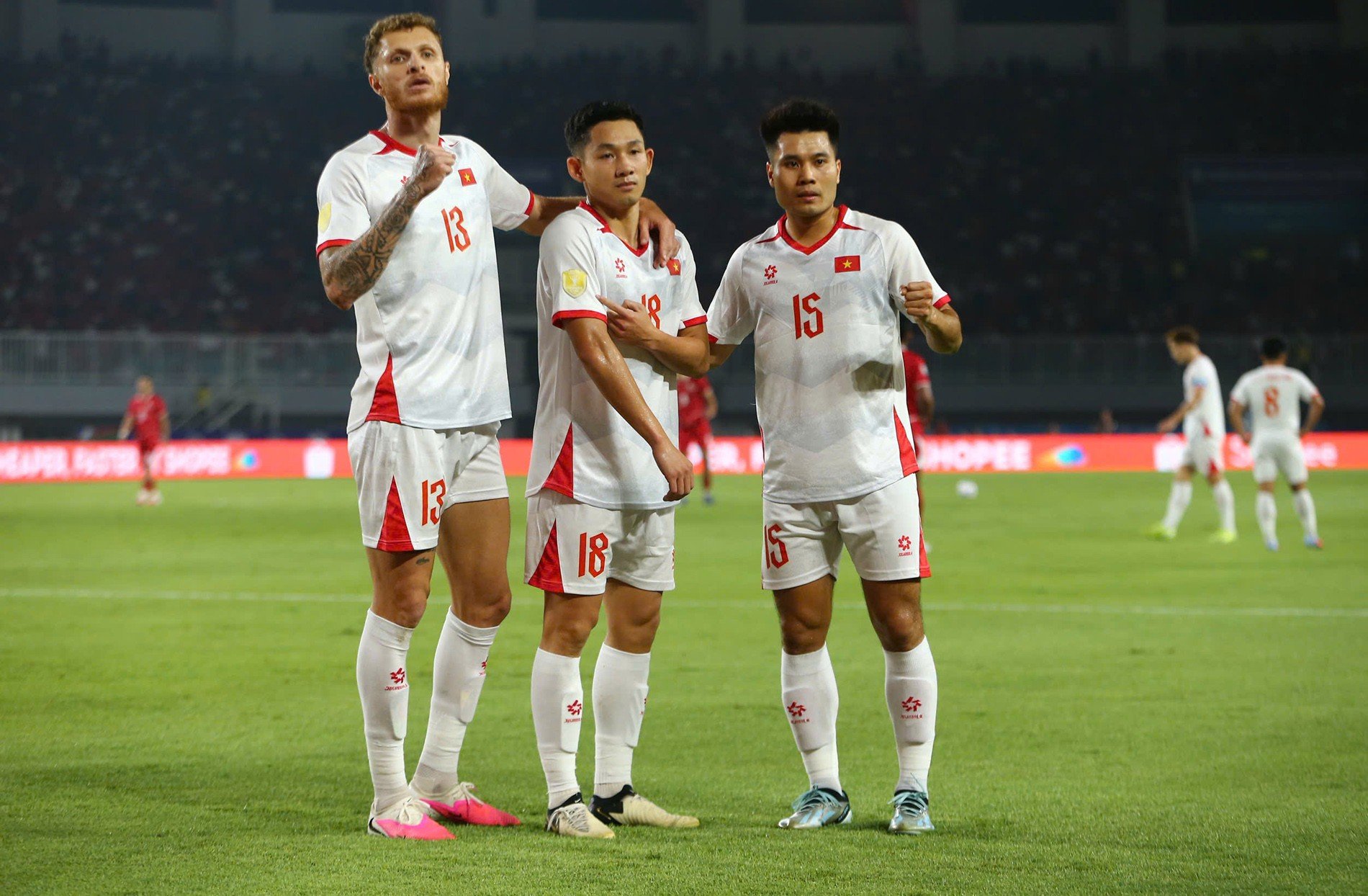 03-1785771316-tuyen-viet-nam-thang-tung-bung-tren-san-indonesia-chiem-ngoi-dau-bang-a-asean-cup-2026