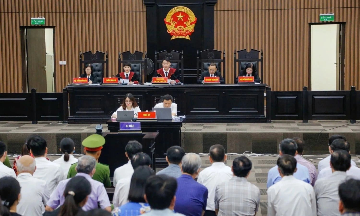 05-1785891019-de-xuat-bao-mat-danh-tinh-tham-phan-xu-cac-vu-an-nguy-hiem-cao