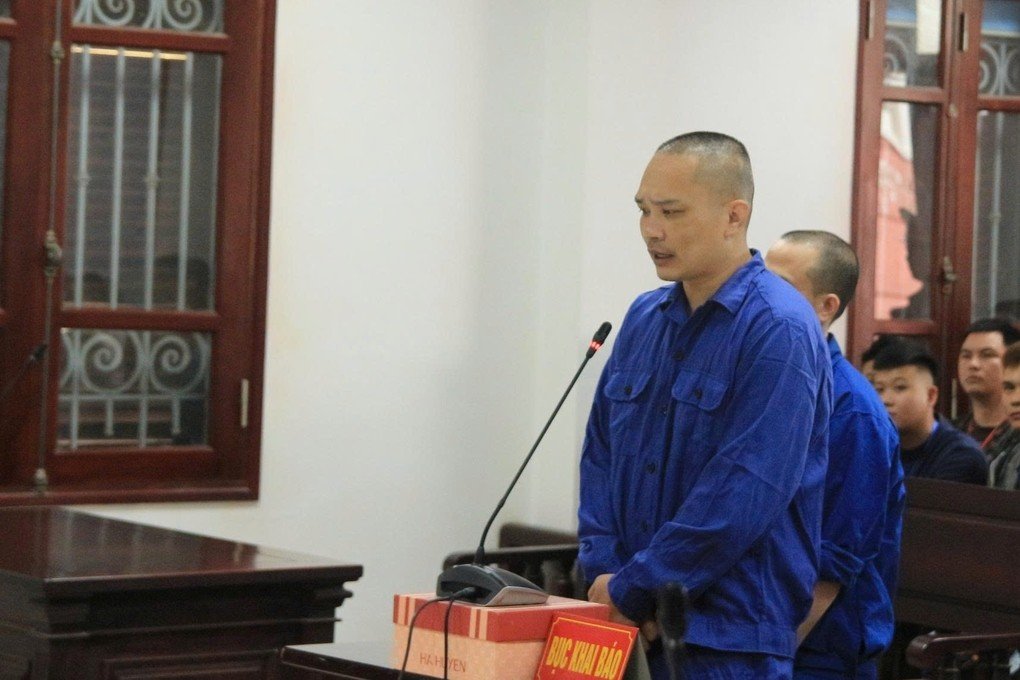 Nguyễn Thành Long, tức Tiếp bịp tại tòa ngày 7/8. Ảnh: Lê Tân