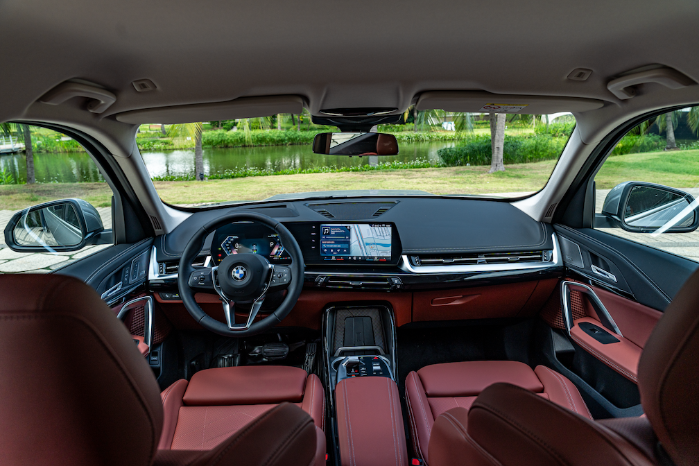 09-1786242825-bmw-x1-2026-the-he-moi-chinh-thuc-gia-nhap-thi-truong-viet-nam-voi-gia-tu-1689-ty-dong