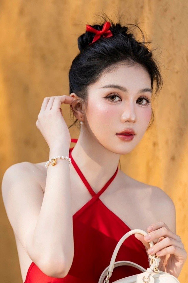 ngoc-trinh-nhan-sac-1-17784165-7343-9589-1778417670