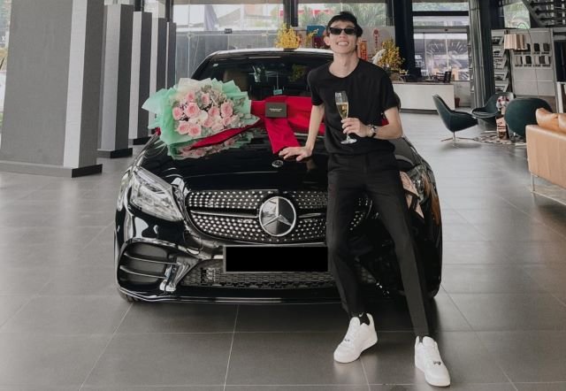 09-1786285416-hong-thanh-tung-di-mercedes-deo-rolex-nay-phai-ban-loat-tai-san-chuyen-gi-xay-ra