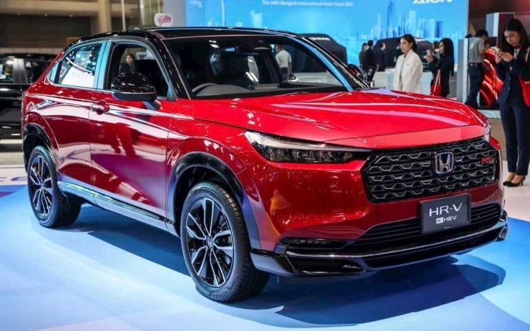 10-1786329113-oat-suv-hang-b-dong-loat-giam-gia-thang-8-co-xe-duoc-giam-hon-250-trieu-dong