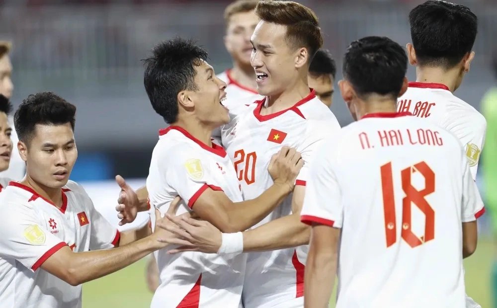 10-1786344410-asean-cup-2026-tuyen-viet-nam-dan-dau-so-lan-dut-diem-van-can-cai-thien-kha-nang-ghi-ban
