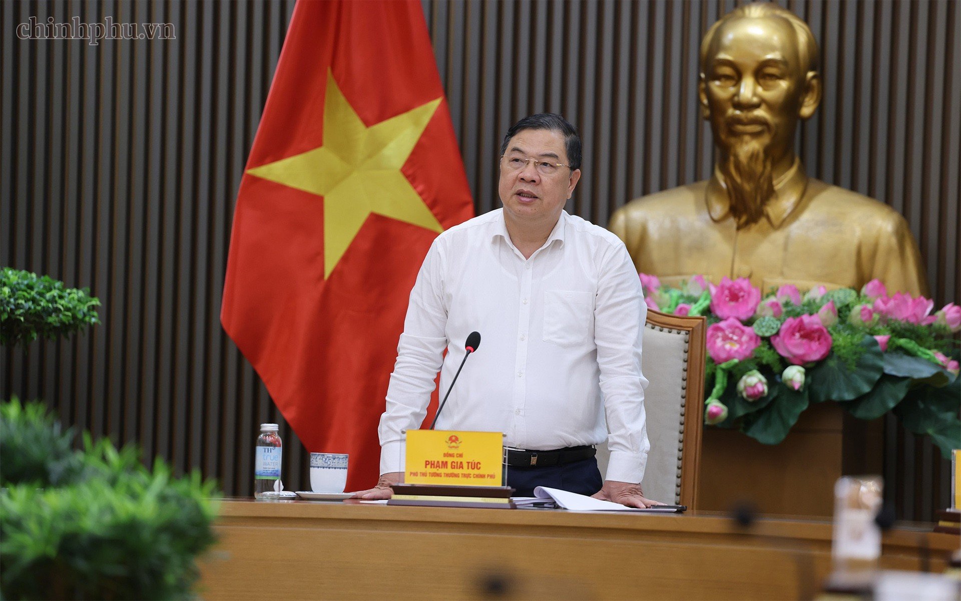 10-1786370094-de-xuat-thi-diem-xe-dien-3-banh-thu-gom-rac-ho-tro-chua-chay-tai-do-thi