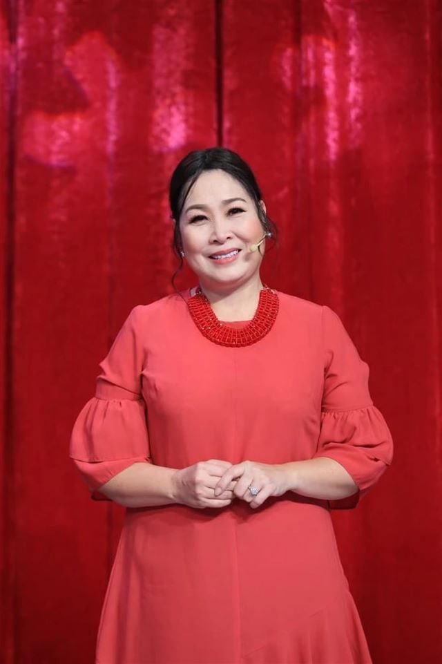 11-1786412378-nsnd-hong-van-bat-ngo-len-tieng-ve-chuyen-xay-ra-voi-hai-me-con