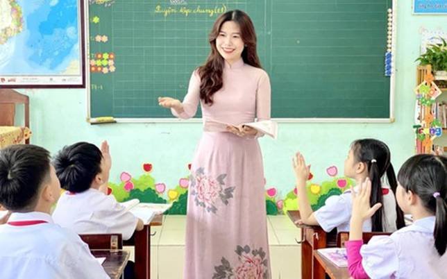 11-1786415899-hieu-truong-hieu-pho-doi-du-sau-sap-xep-truong-hoc-muon-nhat-309-phai-giai-quyet-nghi-viec
