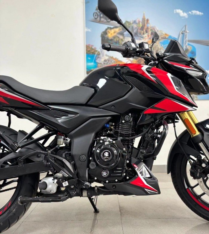 12-1786525770-vua-con-tay-165cc-moi-chinh-thuc-ve-dai-ly-gia-40-trieu-dong-phan-khuc-chat-hon-ca-honda-winner-r