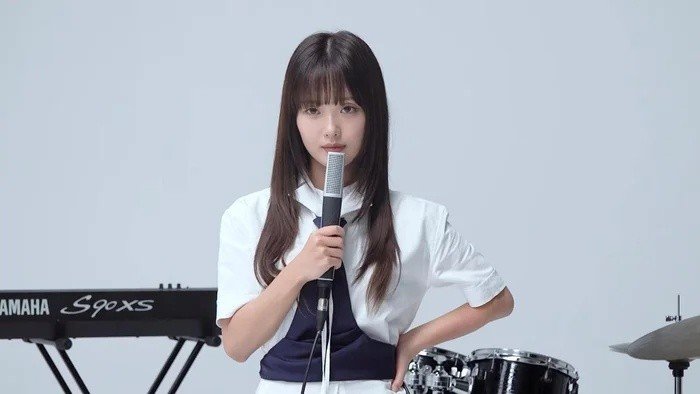 13-1786610831-loat-hit-tuong-da-bi-lang-quen-bat-ngo-hoi-sinh-tren-thi-truong-k-pop