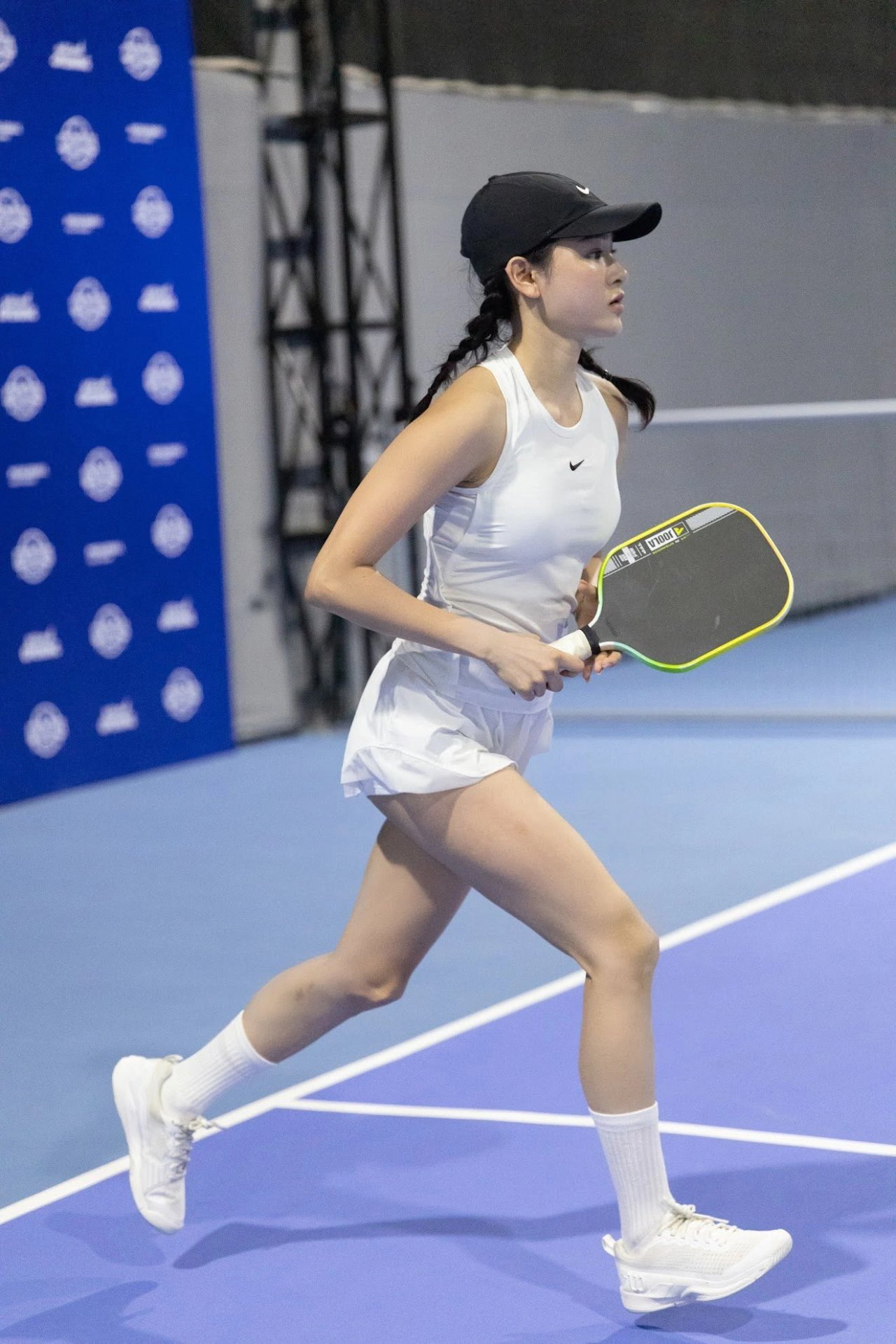 14-1786668838-hien-ho-xuat-hien-voi-dien-mao-khac-la-cu-dan-mang-ngo-ngang-khong-nhan-ra