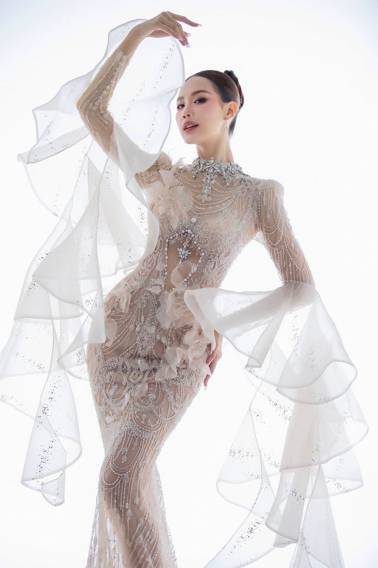 17-1786932284-ap-luc-dang-sau-loi-the-san-nha-cua-bao-ngoc-tai-miss-world-lan-thu-73