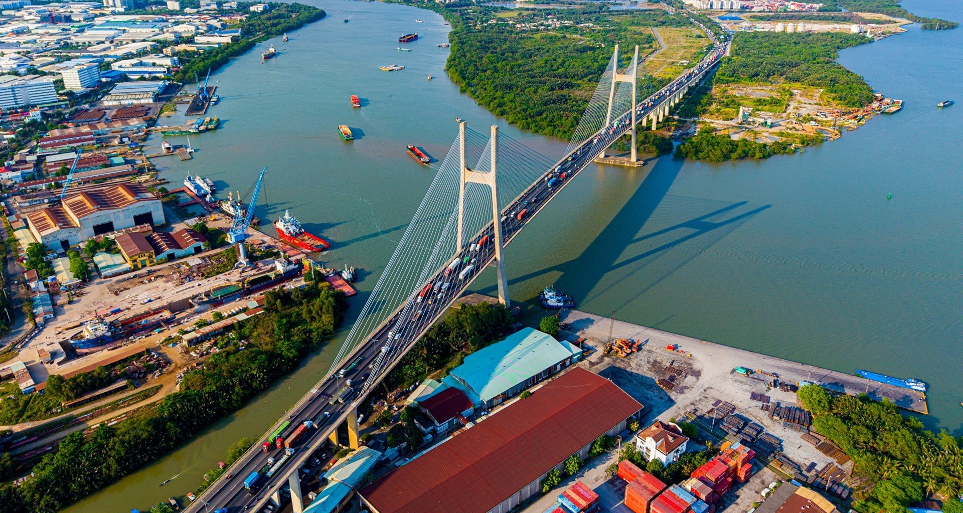 18-1787026306-gan-39000-doanh-nghiep-roi-thi-truong-tai-tphcm-suc-ep-nao-dang-de-nang-len-cong-dong-doanh-nghiep