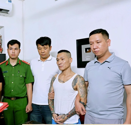 18-1787046860-bat-tam-giam-tiktoker-te-dien-nam-dinh-vi-phat-ngon-xuyen-tac-bia-dat-tren-mang-xa-hoi