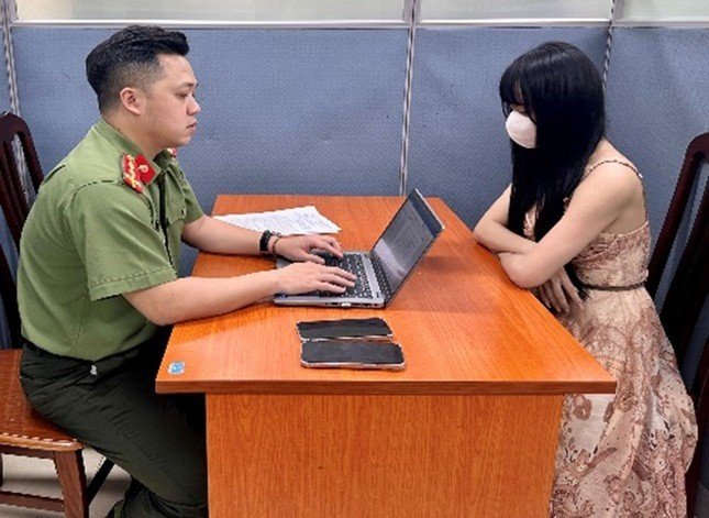 Sau Phú Lê, đến Cô Giáo Hương ảnh 1