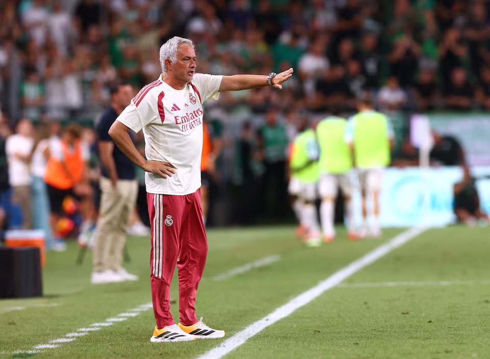 19-1787113464-mourinho-tiet-lo-ly-do-real-madrid-khong-chieu-mo-rodri