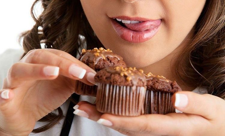 Hay thèm ngọt, có phải do cơ thể thiếu chất gì? | Vinmec