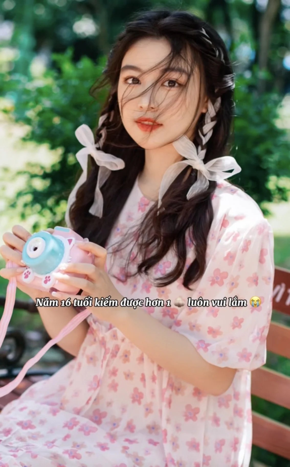 22-1787390925-con-gai-pho-chu-tich-hoi-dien-anh-viet-nam-kiem-tien-tu-nam-3-tuoi-tung-cham-moc-hon-1-ty-dong-khi-moi-16