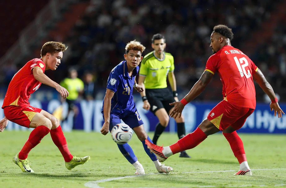 24-1787578530-thai-lan-thuc-su-dung-doi-hinh-b-khi-doi-dau-tuyen-viet-nam-o-chung-ket-aff-cup-2026