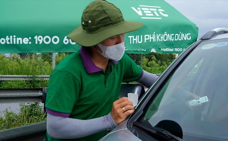 24-1787585586-pho-thu-tuong-yeu-cau-kiem-tra-hoat-dong-thu-phi-dien-tu-khong-dung-etc