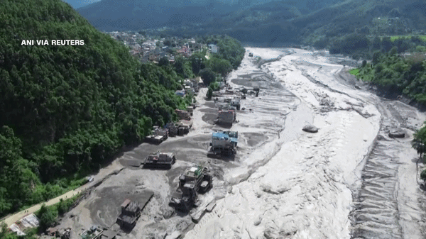 Lũ 'tử thần' quét biên giới Nepal - Trung Quốc, ít nhất 160 người chết | Znews.vn