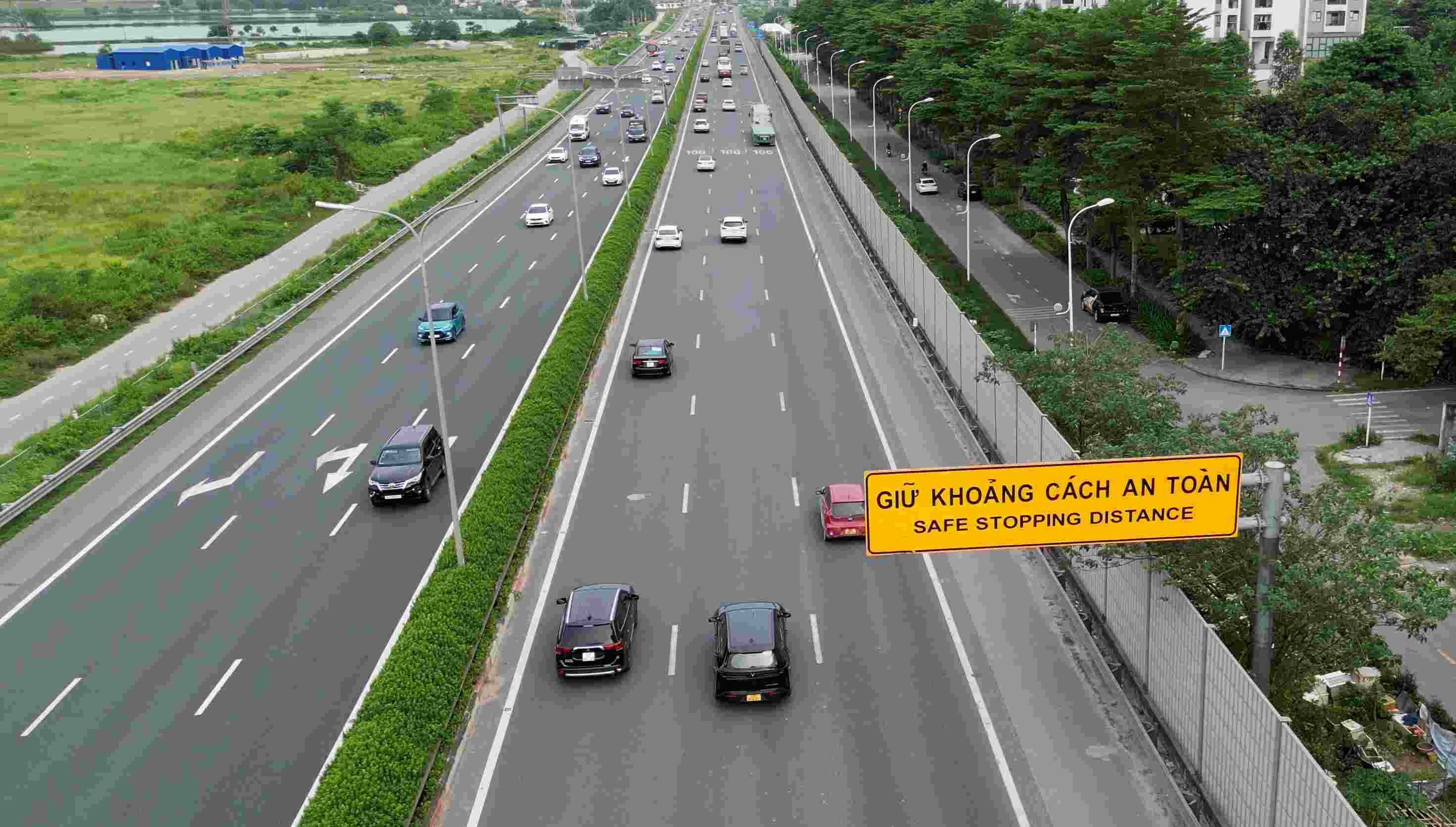 02-1788314156-csgt-chi-xu-ly-loi-khoang-cach-tai-2-vi-tri-tren-cao-toc-phap-van-nghi-son