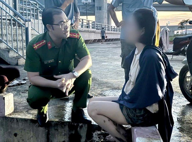 Công an kịp thời ngăn người phụ nữ có ý định tự tử ở Thanh Hóa