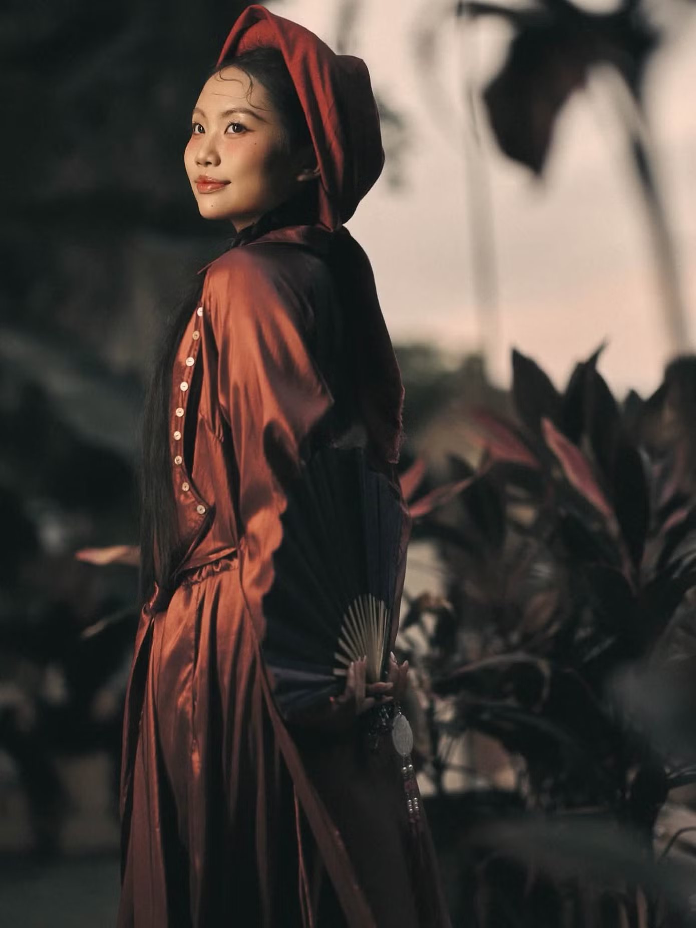 04-1788508830-phuong-my-chi-chay-ve-nhac-hoi-ca-nhan-sau-1-phut-mo-ban