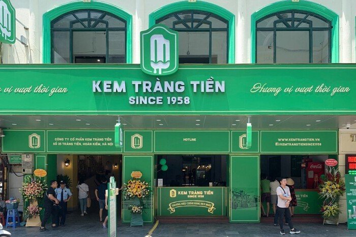 05-1788573547-kem-trang-tien-dung-ban-tai-35-trang-tien-sau-gan-70-nam