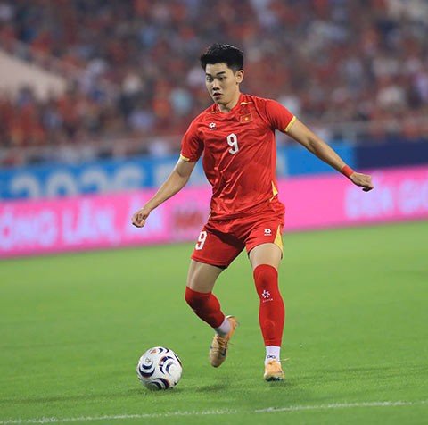 HLV Kim Sang Sik gọi Đình Bắc là Son Heung Min của Việt Nam. Ảnh: Đức Cường