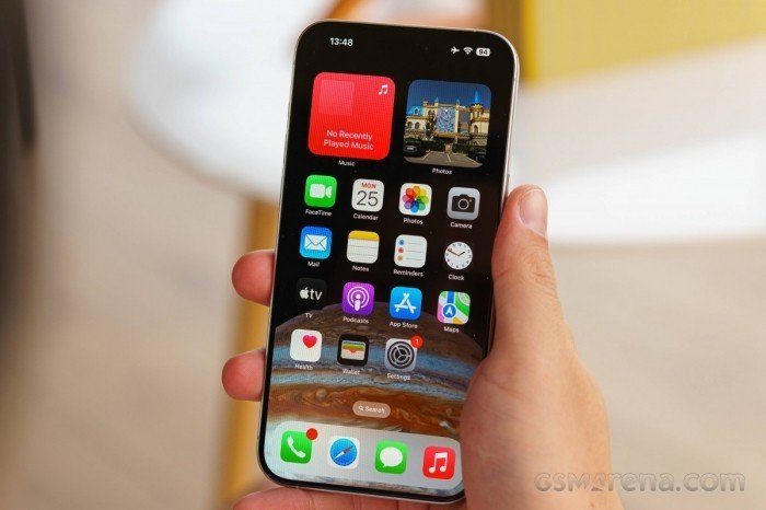 06-1788679736-iphone-pro-max-re-nhat-tren-thi-truong-hien-nay-van-la-mot-trong-nhung-dong-may-dang-mua-nhat-cua-apple