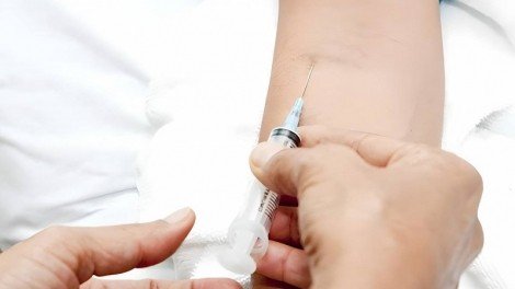 Tự ý tiêm bổ não, coi chừng hậu quảame]