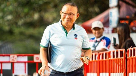 07-1788779510-hlv-park-hang-seo-lai-gay-bao-o-thai-lan