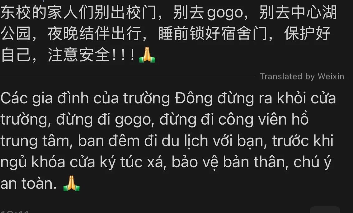 15-1789462972-sinh-vien-quang-chau-dong-kin-cua-ky-tuc-xa-sau-vu-tan-cong-bang-dao