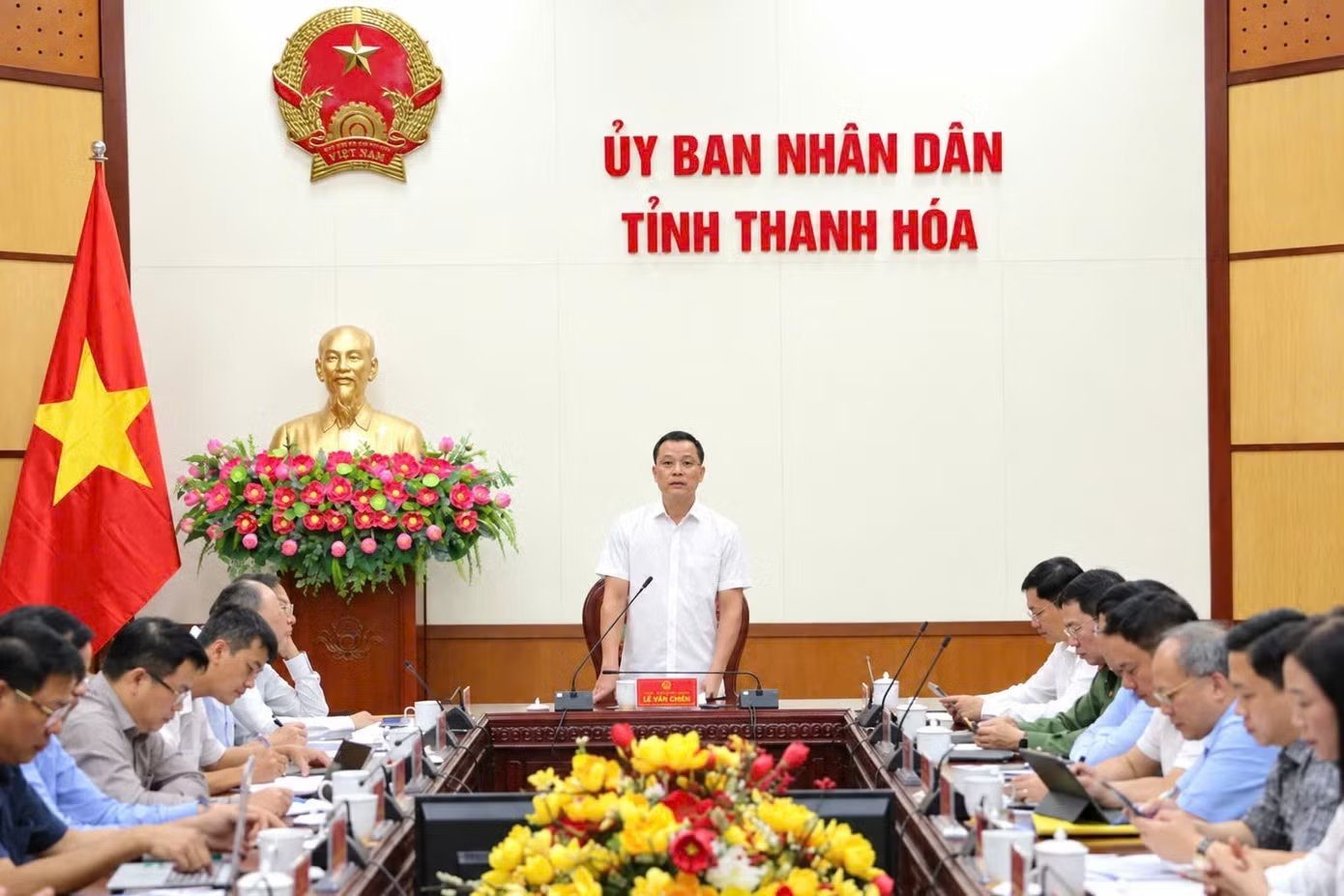 17-1789617915-chu-tich-thanh-hoa-yeu-cau-hoan-cac-cuoc-hop-chua-can-thiet-tap-trung-ung-pho-mua-lu