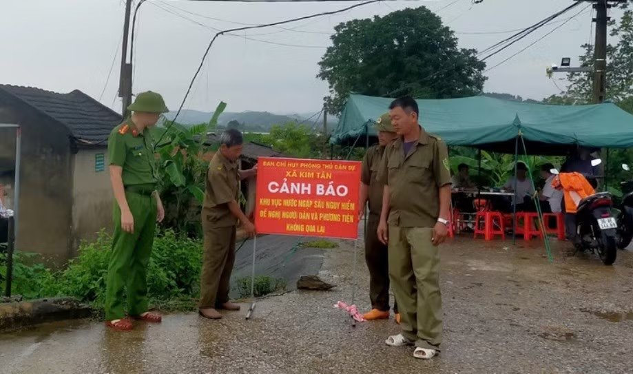 17-1789617989-chu-tich-thanh-hoa-yeu-cau-hoan-cac-cuoc-hop-chua-can-thiet-tap-trung-ung-pho-mua-lu