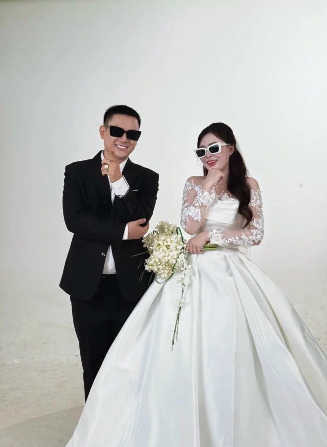 18-1789705226-hoai-lam-chinh-thuc-to-chuc-dam-cuoi-voi-ban-gai-ngoc-trinh-vao-ngay-610