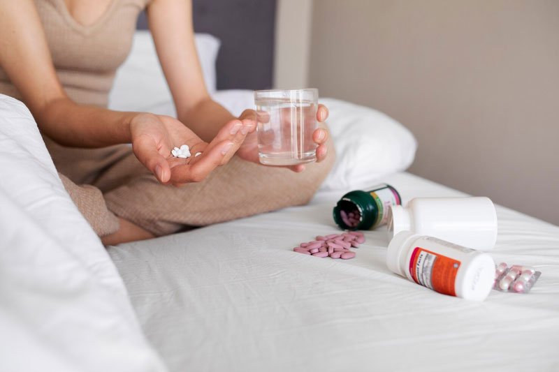 Uống thuốc ngủ có tác dụng phụ không và một số lưu ý khi sử dụng thuốc