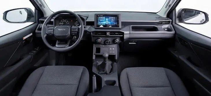21-1789963774-toyota-fortuner-doi-moi-chay-thu-cung-loat-doi-thu-he-lo-nhieu-thay-doi-dang-chu-y