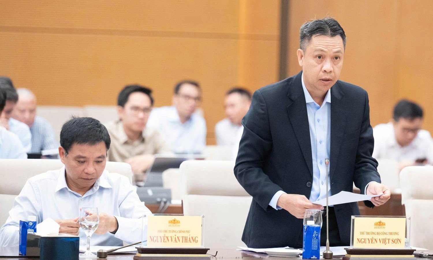 Thứ trưởng Bộ Công Thương Nguyễn Việt Sơn. (Ảnh: Media Quốc hội)