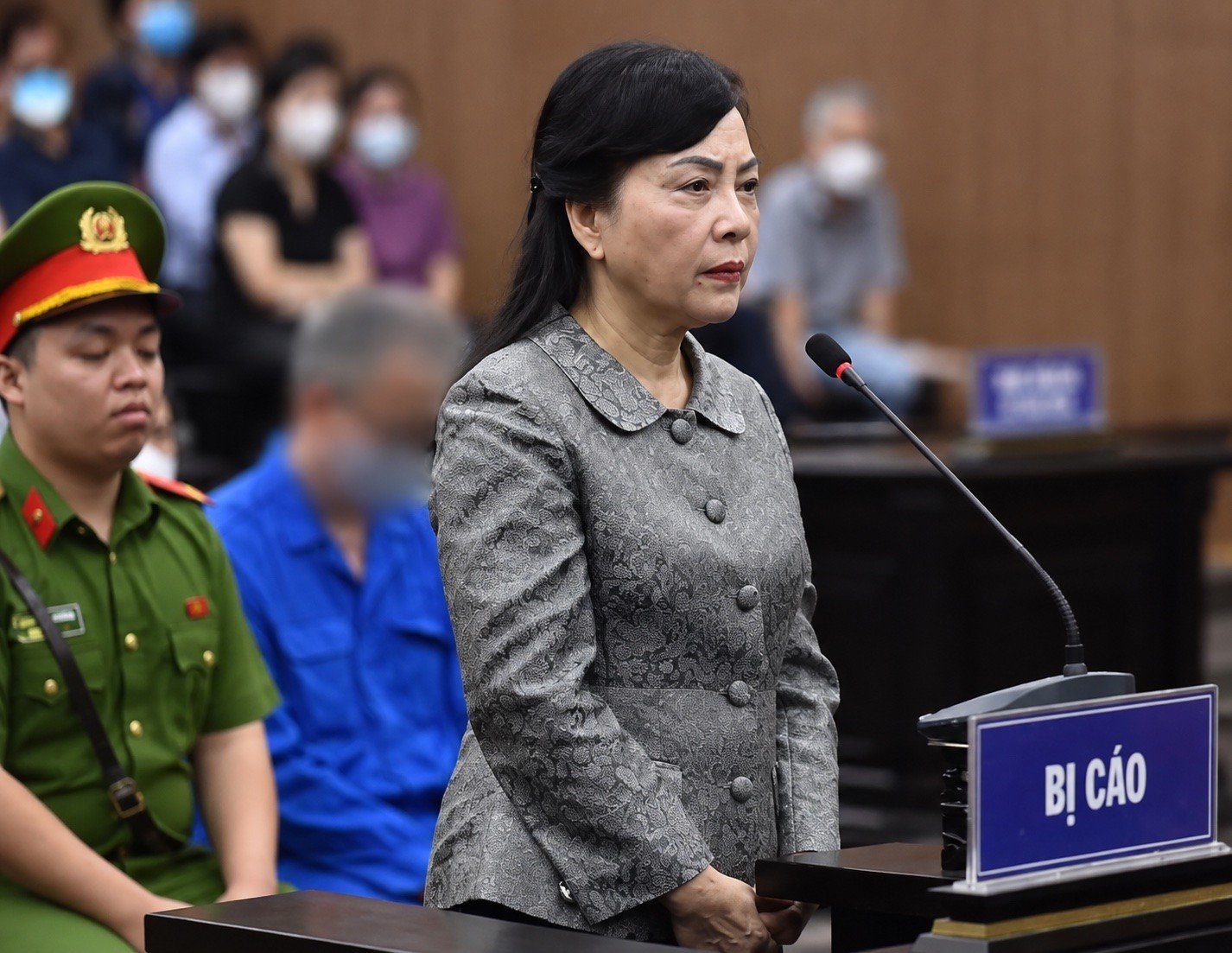 22-1790046564-cuu-bo-truong-y-te-nguyen-thi-kim-tien-sap-hau-toa-phuc-tham-xin-huong-an-treo-va-giam-muc-boi-thuong-108-ty-dong